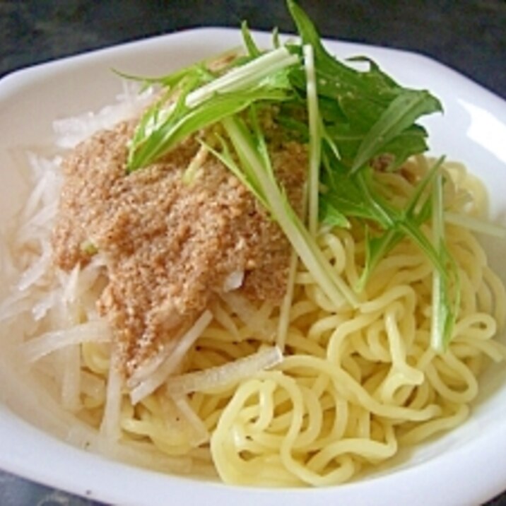 冬だけど。ごまだれ冷やし麺